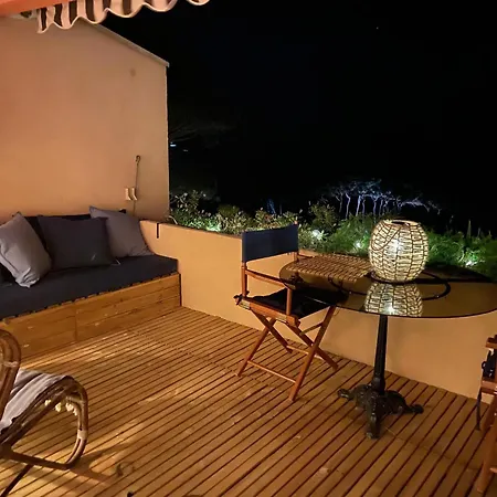 Apartment Vue Mer, Acces Prive Plage, Piscine